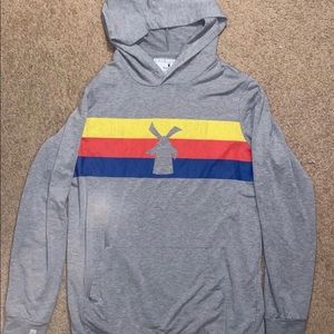 light grey lightweight medium women’s dutch bros pullover sweatshirt